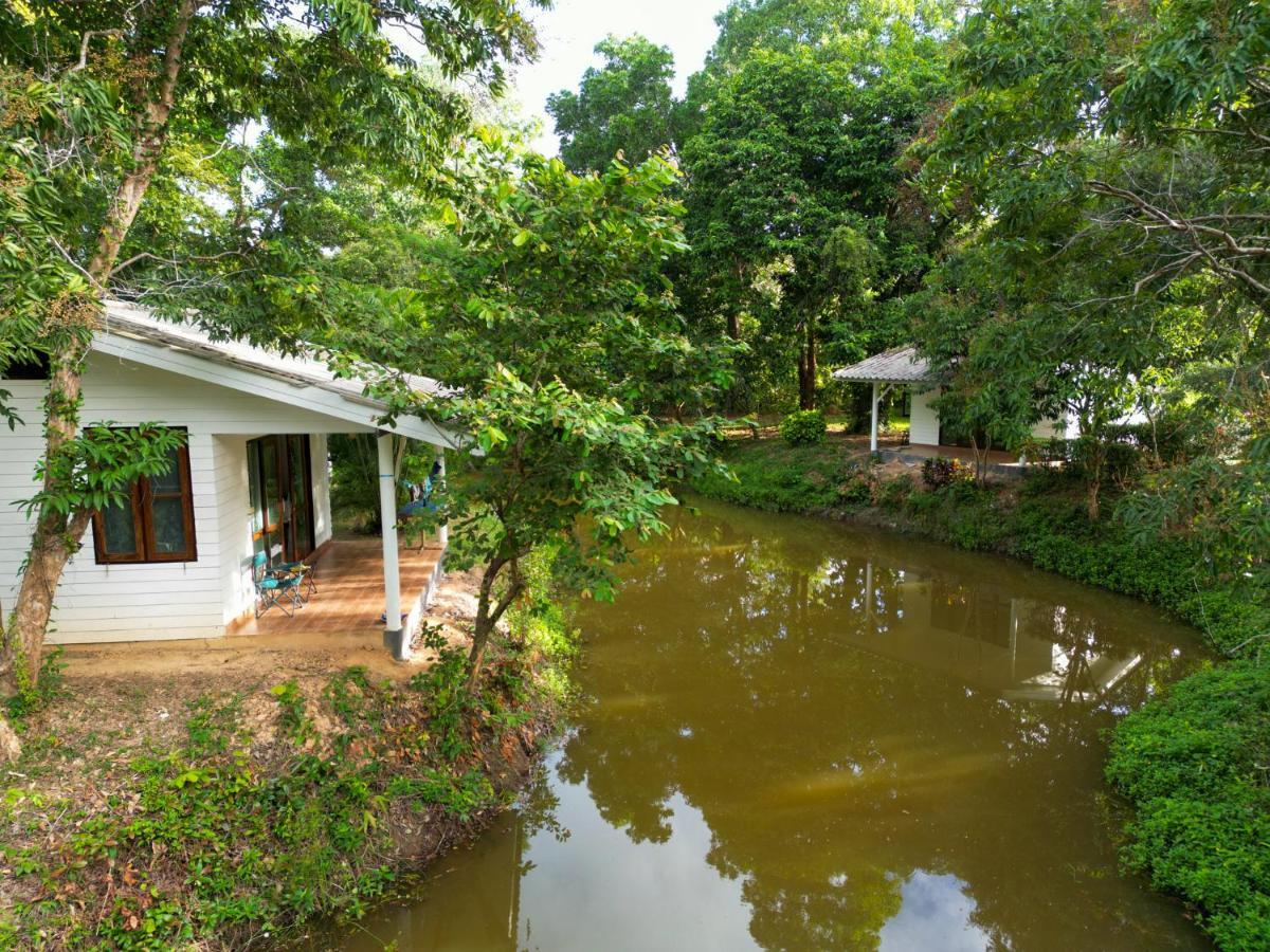The River Retreat Koh Mak Bagian luar foto