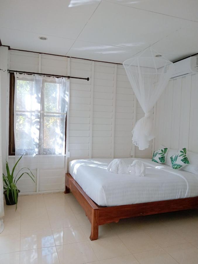 The River Retreat Koh Mak Bagian luar foto