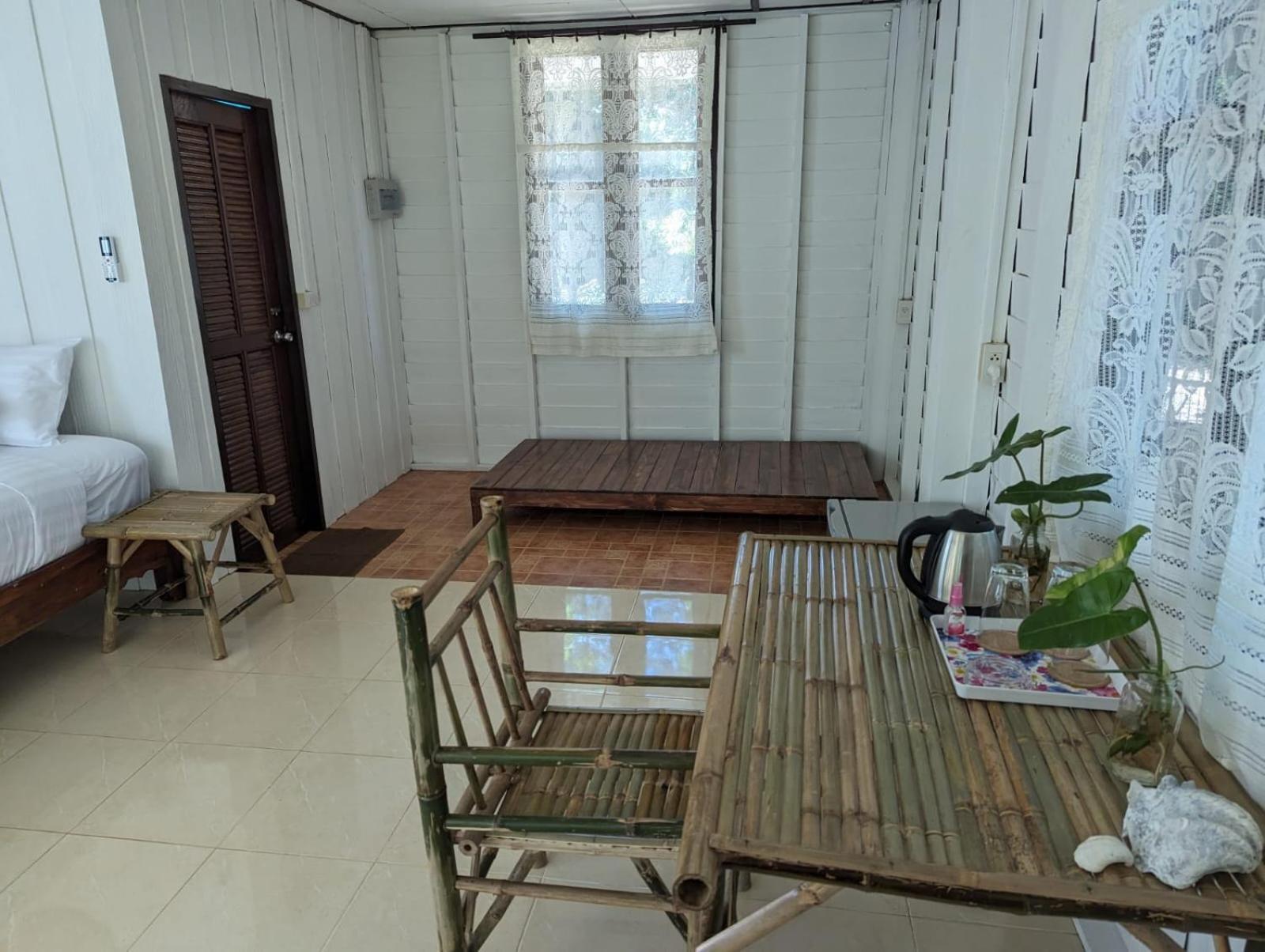 The River Retreat Koh Mak Bagian luar foto